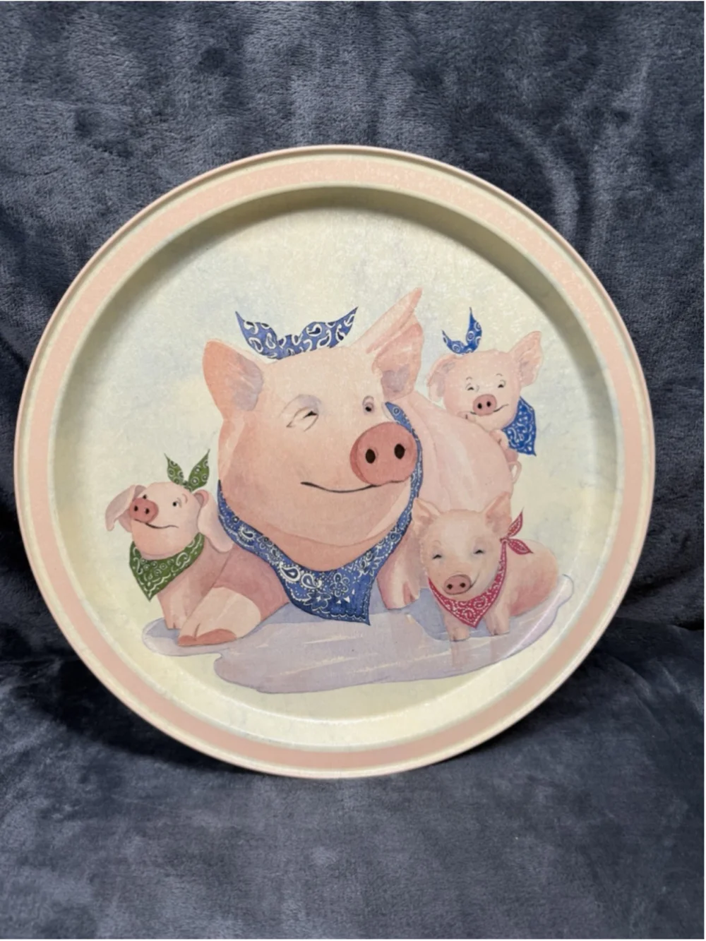 POTPOURRI PRESS TIN TRAY-MADE IN HONG KONG 1992 - PIG & PIGLETS!